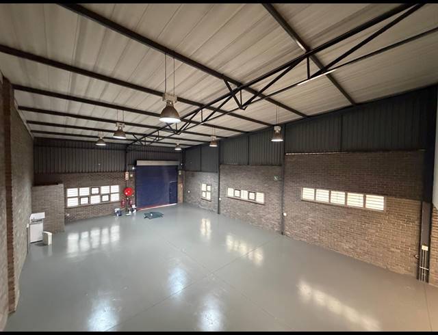 490M² WAREHOUSE TO LET IN BARBEQUE DOWNS